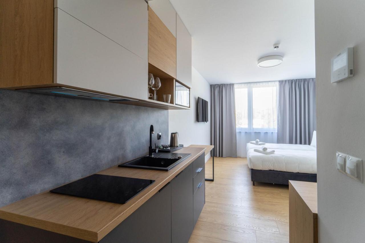 Milo Aparthotel Wrocław Exteriör bild