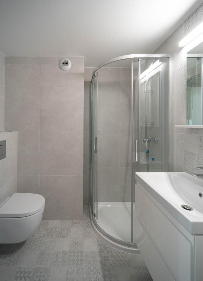 Milo Aparthotel Wrocław Exteriör bild